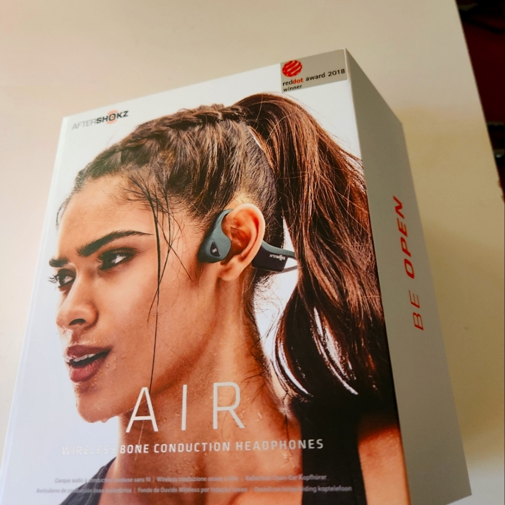 AFTERSHOKZ AIR wireless bone conduction headphones